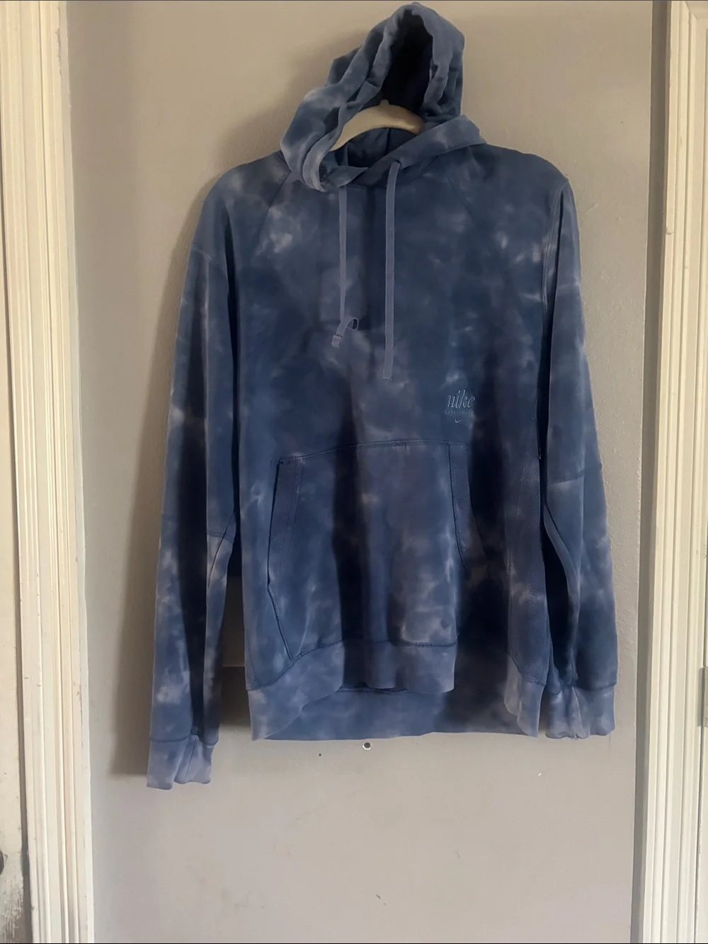 Nike Men's Blue Tie-Dye Hooded Sweatshirt